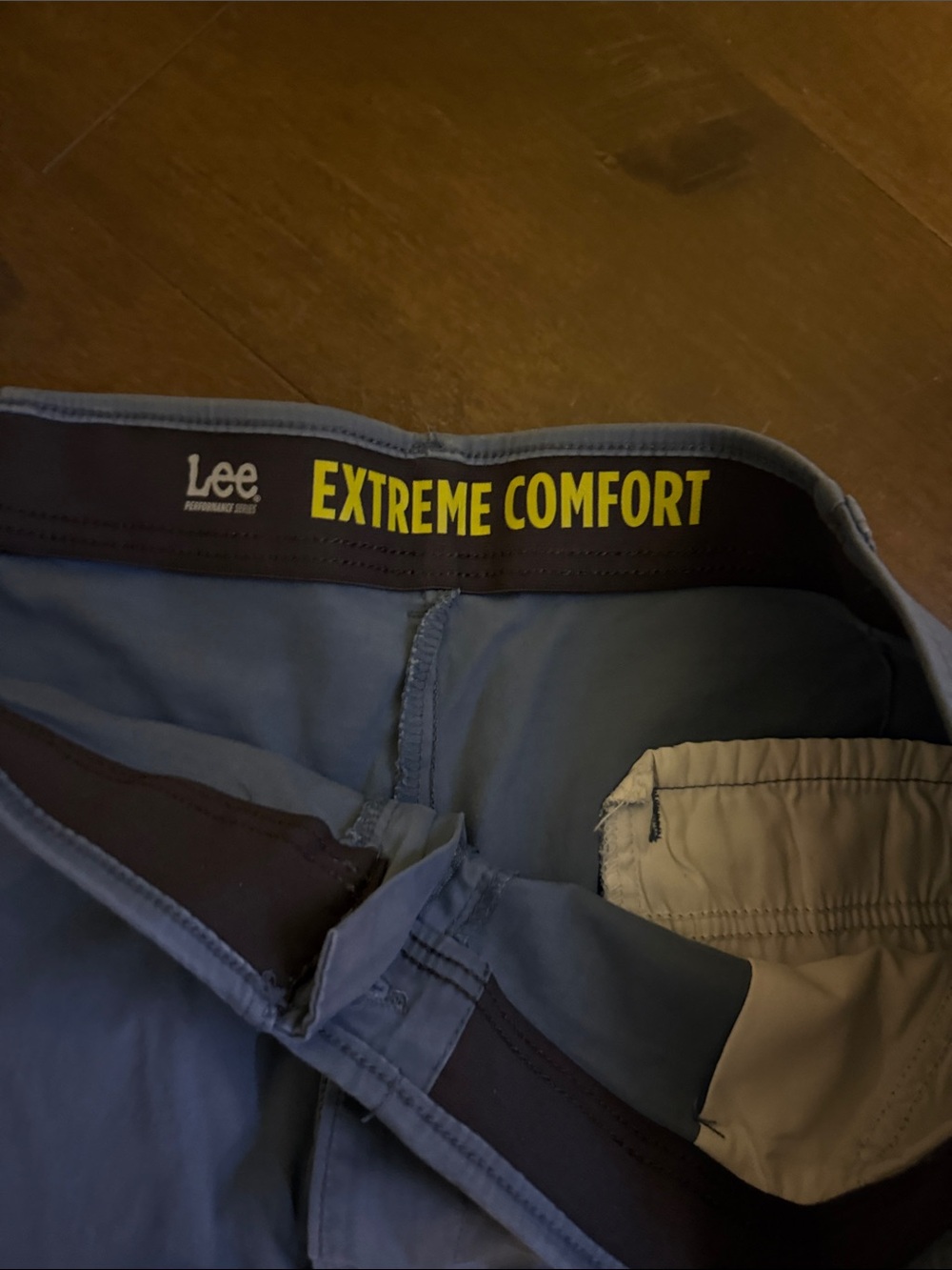 Men's Lee Ext Motion Light Blue Casual Chino Shorts sz 42 - Picture 2 of 3